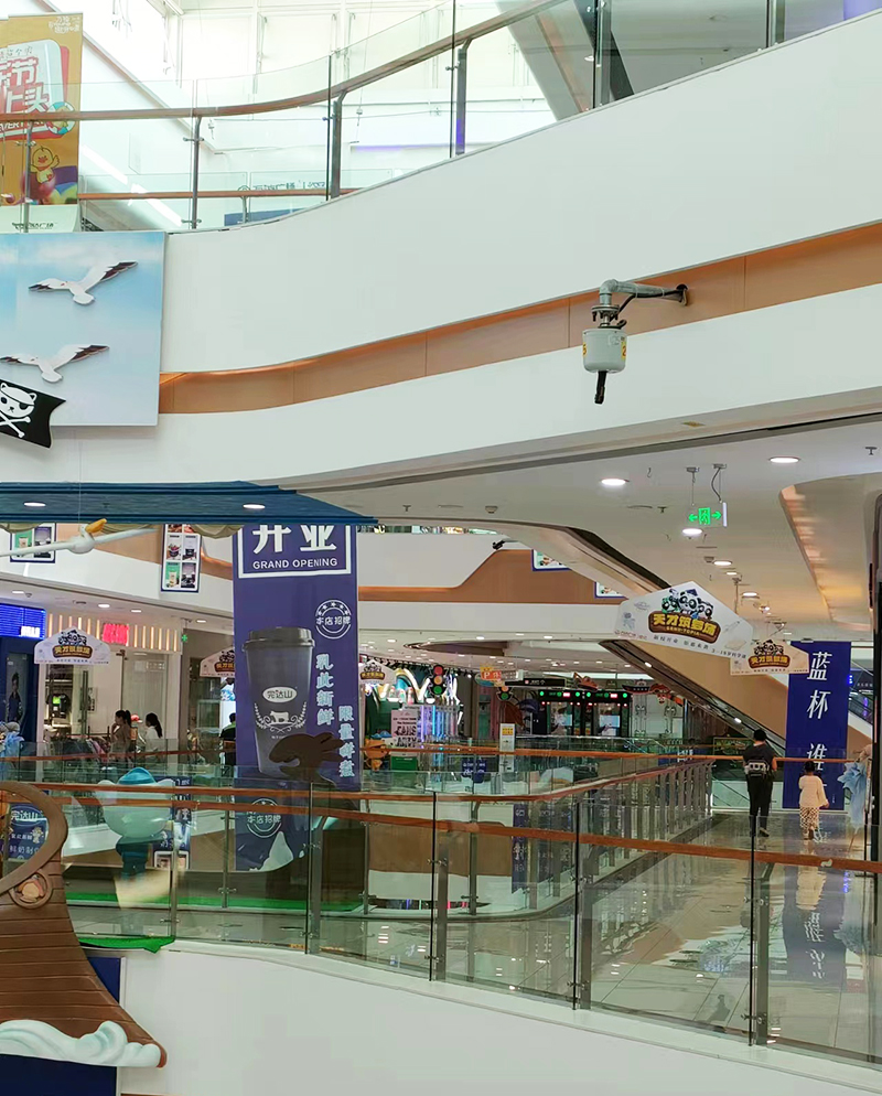 萬達(dá)廣場安裝聯(lián)縱智能水炮